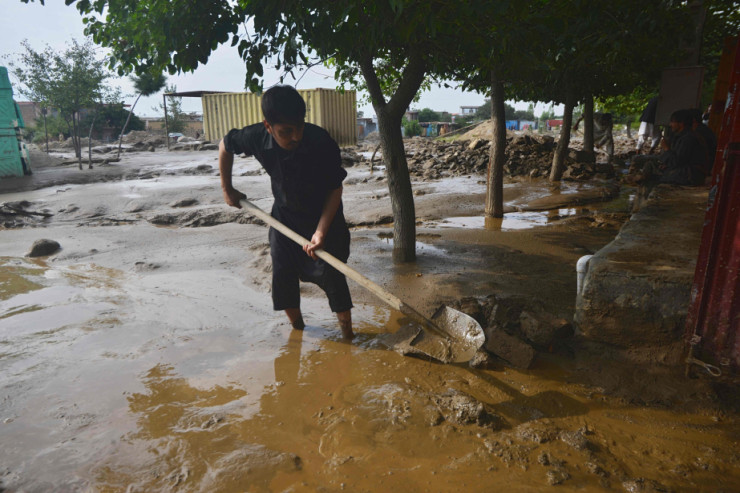 Daşqınlar nəticəsində 311 nəfər öldü