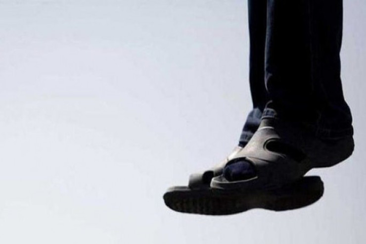 Bakıda  DƏHŞƏT:   31 yaşlı kişinin asılmış meyiti tapıldı