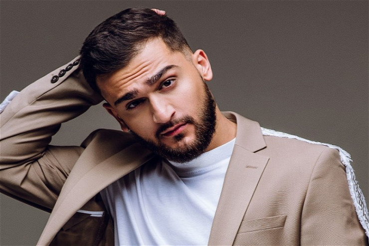 Rusiyada məşhur olan azərbaycanlı müğənni mükafat aldı 