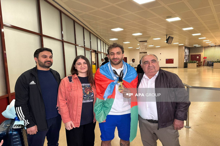 Hidayət Heydərov Vətənə döndü - FOTO 