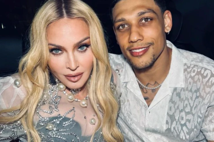 Madonna  30 yaşlı sevgilisindən   ayrıldı