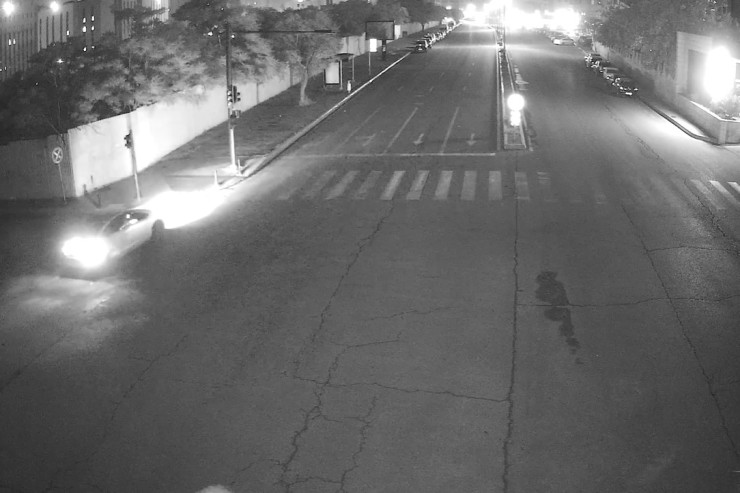 Bakının mərkəzindəki qəza kameralara düşdü - VİDEO 