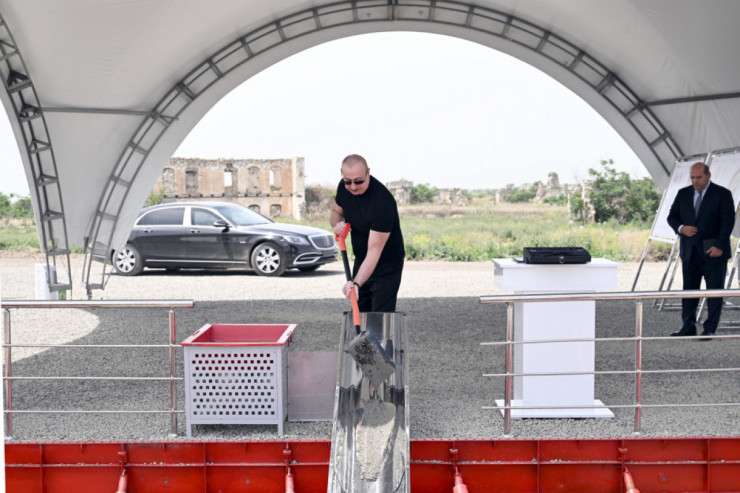 Prezident Ağdamın bu kəndlərinin təməlini qoydu 