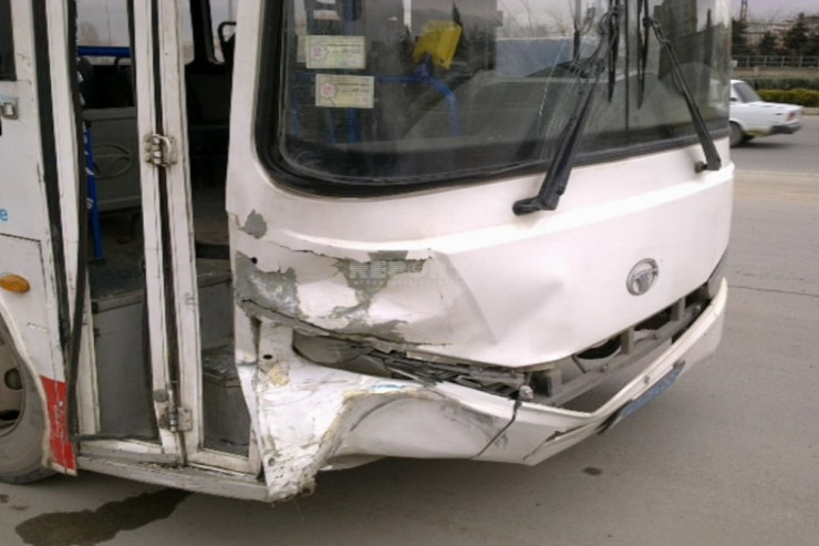 Masazırda avtobus qadını vurub öldürdü 