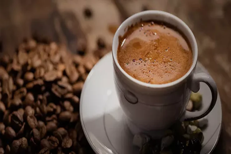 Acqarına qəhvə içmək nələrə səbəb olur?