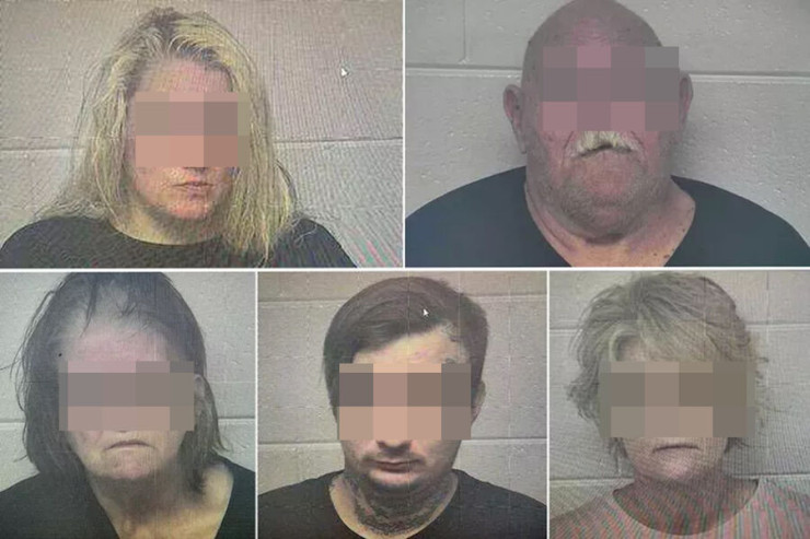 2 yaşlı uşağı qəfəsdə nəcisin içində  saxlayan dəstə ələ keçirildi