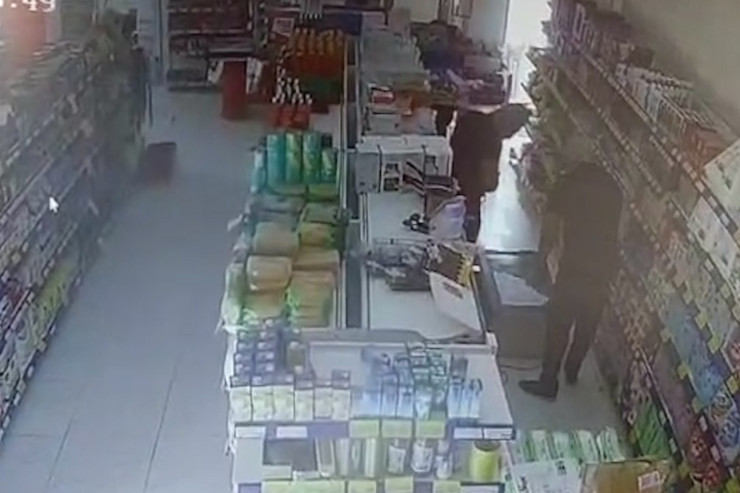 Bakıda marketləri qarət edən MASKALILAR TUTULDU 