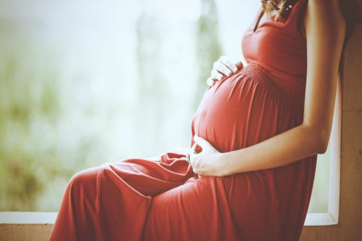 Abort olunan qadın uşaq doğdu - ŞOK OLAY 