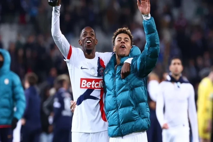 PSJ bu mövsüm Fransanın bütün turnirlərində  heç kimə uduzmayıb   -VİDEO 