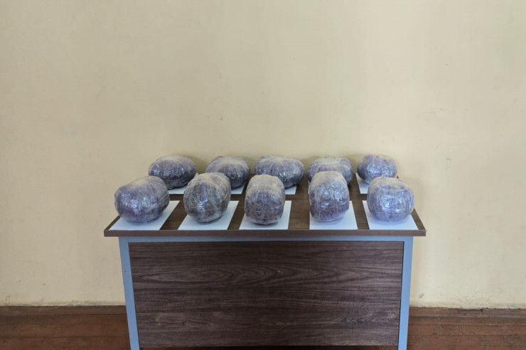 İrandan Azərbaycana külli miqdarda narkotik keçirilməsinin  qarşısı alındı