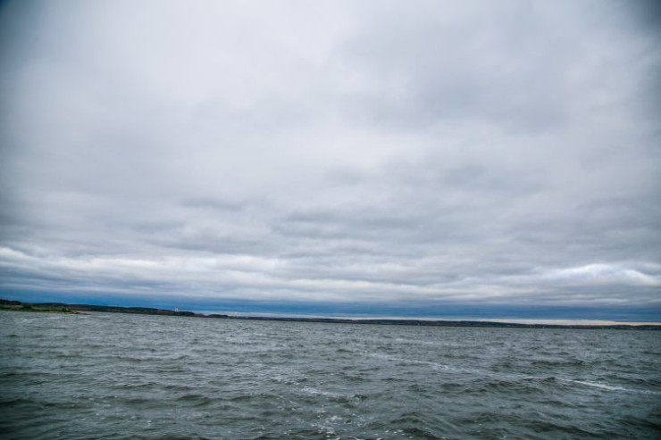 Şirin su ehtiyatının 20 faizini özündə saxlayan göl haradadır? 