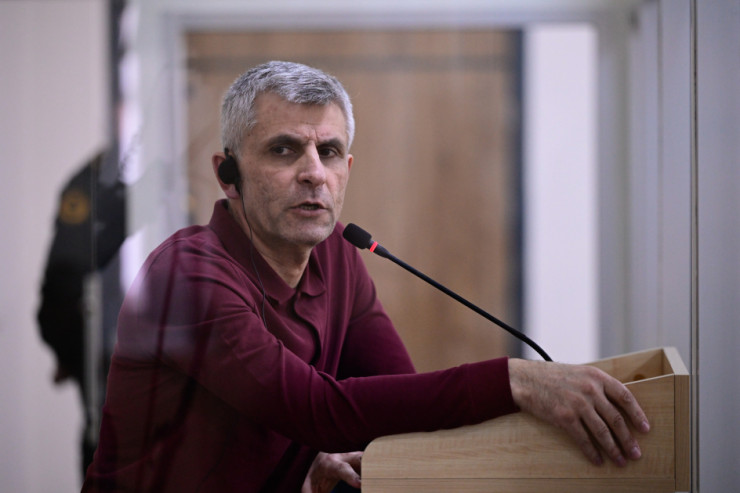 "Azərbaycan hərbçilərinə qarşı döyüşdüyümə görə ordenlə təltif olunmuşam" - MƏHKƏMƏ 