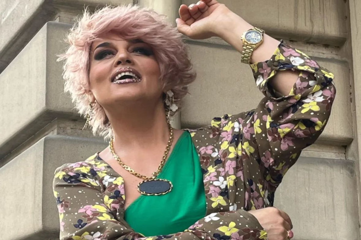 Elza Seyidcahanın  yeni görünüşünə   inanmayacaqsınız