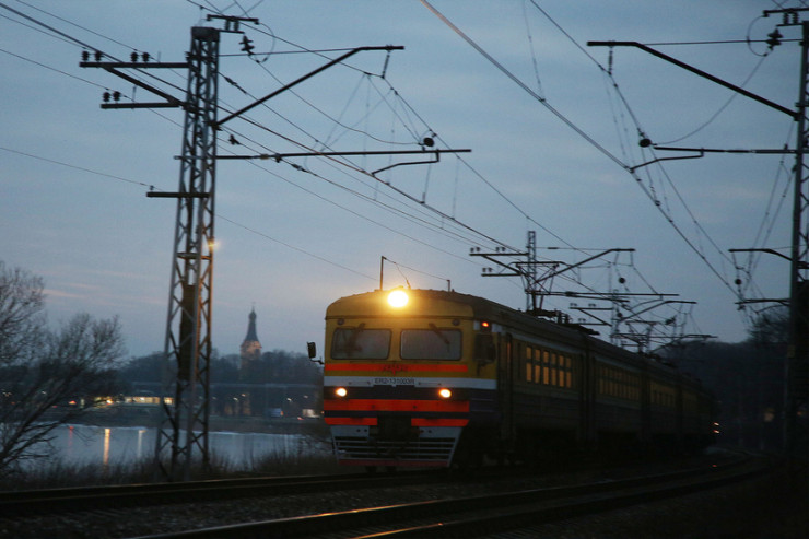 Qatarın damında qız meyiti  tapıldı