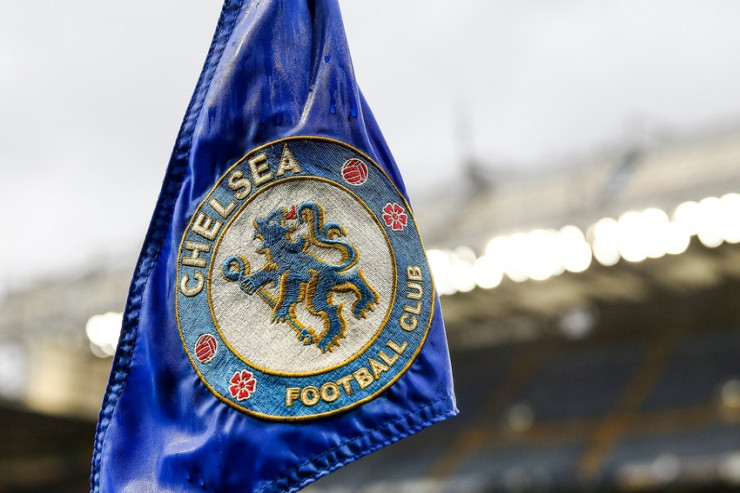 UEFA "Çelsi"ni cərimələyəcək  - Qadın klubuna görə