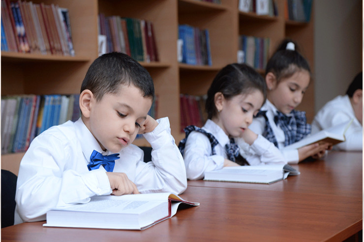 Uşaqların I sinfə  qəbulu başlayır