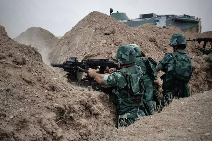 Mövqelərimiz müxtəlif istiqamətlərdən intensiv ATƏŞƏ TUTULDU 