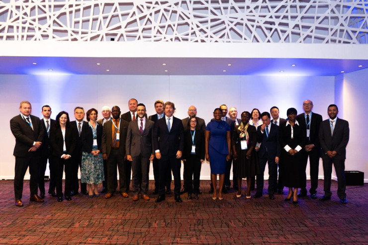 Baş Prokurorluğun nümayəndə heyəti Argentinaya getdi 