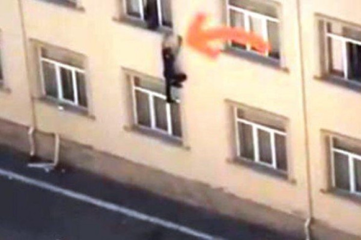 Bakıda şagird özünü məktəbin binasından atıb? - RƏSMİ REAKSİYA 