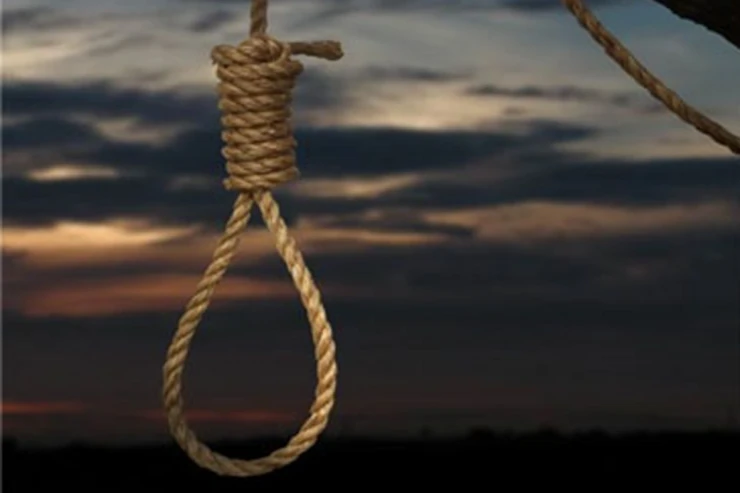 Lənkəranda İNTİHAR:  ailəsi kişinin asılmış meyitini tapdı