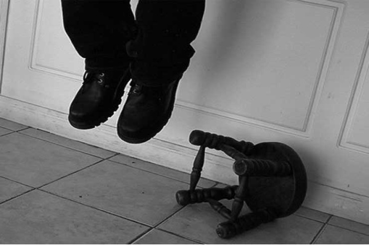 Samuxda 46 yaşlı kişinin  asılmış meyiti   tapıldı