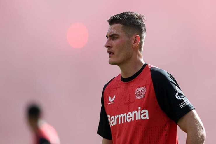 "Mançester Yunayted" “Bayer”in ulduzunu  istəyir: bu Florian Virts deyil