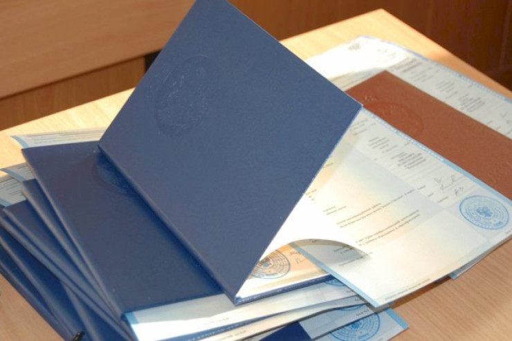 Bu universitetin məzunları diplomlarını ala bilmir - QALMAQAL 