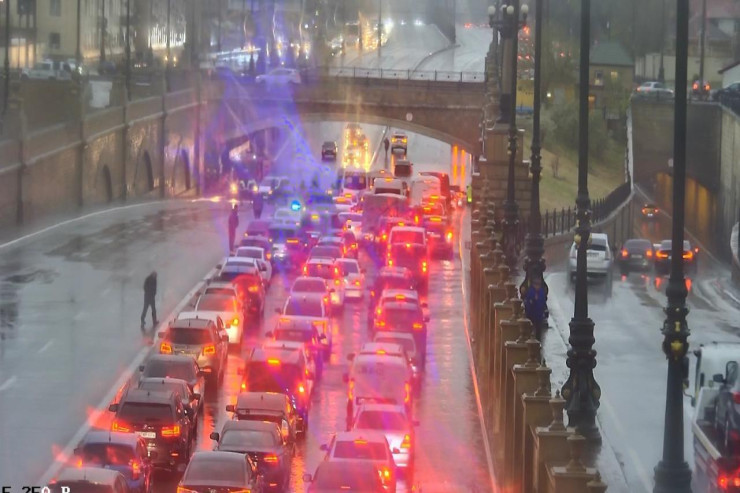 Paytaxt yollarında məhdudiyyətlər  tətbiq edildi