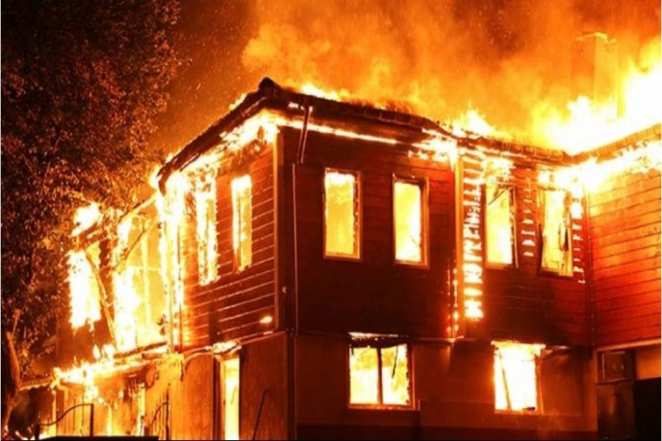 Bağ evində YANĞIN:  4 nəfər kül oldu