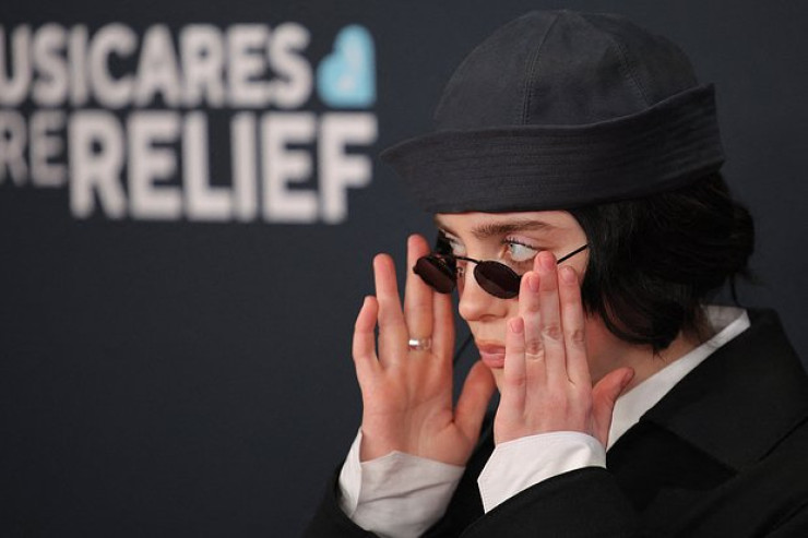 Məşhur müğənni: “Yaxşı bir it olmaq  istərdim”