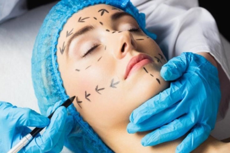 Faəliyyətinə icazə verilən plastik cərrahların SİYAHISI 