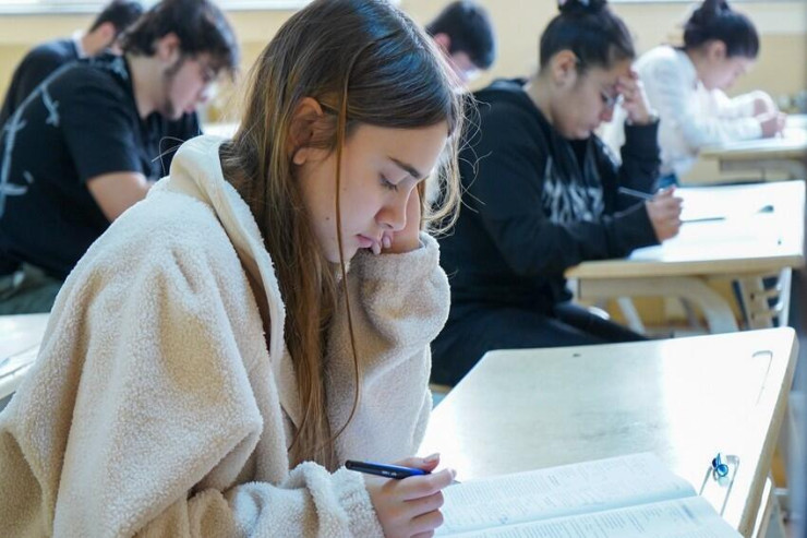 Buraxılış imtahanının nəticələri açıqlandı, 11 nəfər kəsildi 