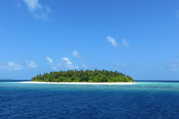 Robinzon Kruzonun prototipi:  illərlə kimsəsiz adada qalan dənizçi kimdir?