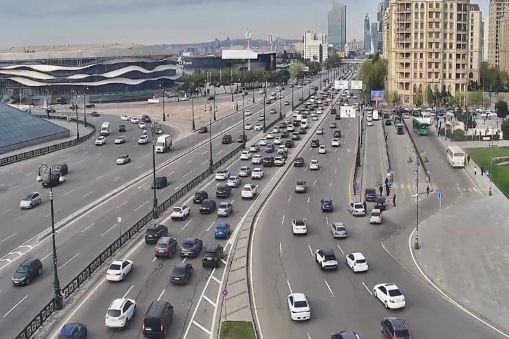 Bakıda bu yollarda sıxlıq var - SİYAHI 