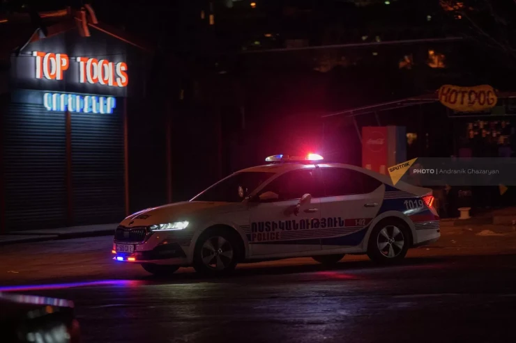 İrəvanda qanlı dava olub, yeniyetmə öldürülüb