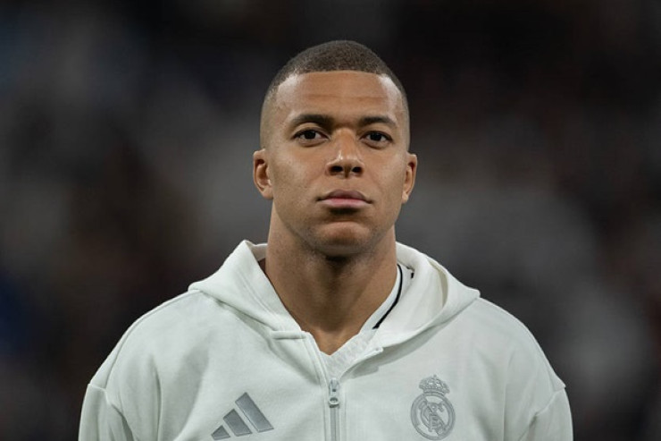 "Real" azarkeşləri "Atletik"lə oyunda Mbappeni  alçaltdılar   -VİDEO 