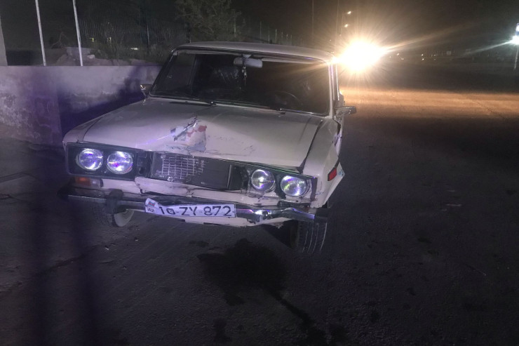 Bakıda "Jiquli" "BMW"-yə çırpıldı,  xəsarət alanlar var