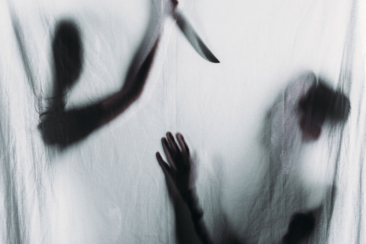 Yuxuda xəyanət  görən kişi oyanıb arvadını öldürdü 