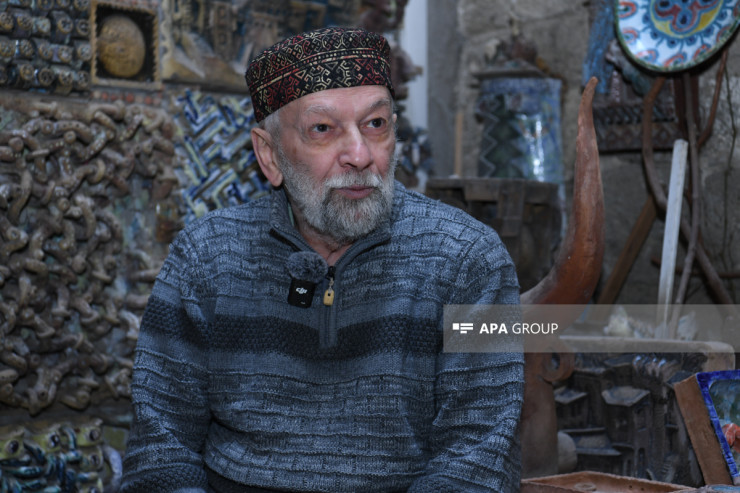 “Şizofreniyanın diaqnozu olan əsərlər var”  – Tanınmış rəssamın evindən REPORTAJ 