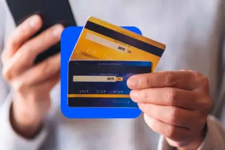 Bir nəfərin bank kartından 5 min manat  oğurlandı