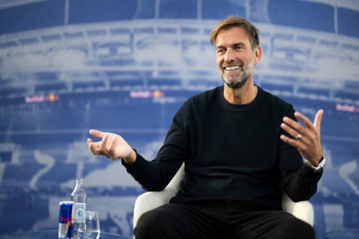 Kloppdan məşqçiliyə qayıtmaqla bağlı QƏRAR 