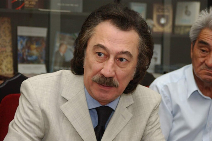 Fərrux Zakirov  - Musiqi qrupu yaratdı, 5 ölkənin Xalq artisti adını aldı, nazir çalışdı