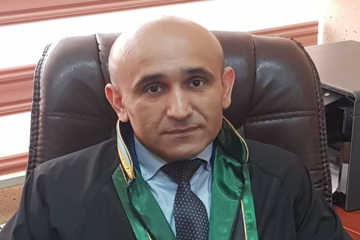 Bakı bulvarında gəzən vəkil qəfil öldü - YENİLƏNİB 