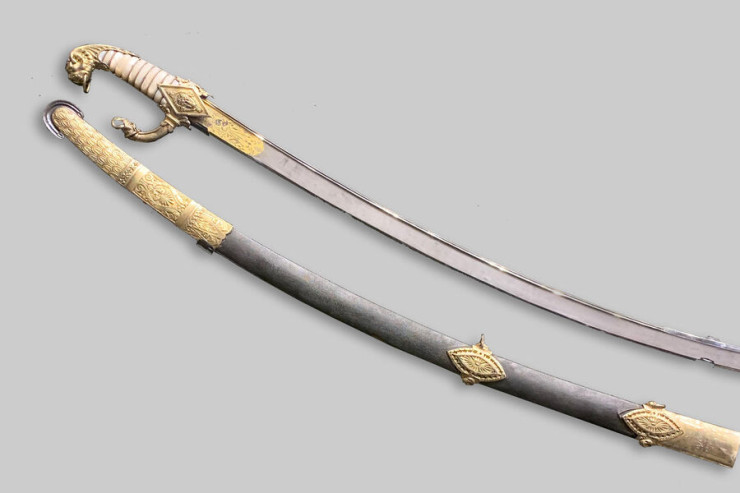 Napoleonun şəxsi qılıncı  hərraca çıxarıldı