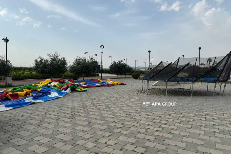 Külək Böyük Şor bulvarında attraksionu aşırdı-VİDEO 