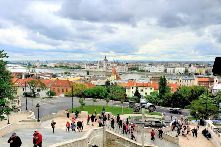 Macarıstana səfər edən turistlərə yeni təhlükə barədə  XƏBƏRDARLIQ