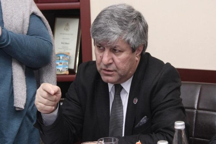 Əvəz Zeynallı müalicə üçün  Türkiyəyə gedir