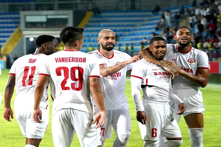 “Araz-Naxçıvan” Konfrans Liqasında növbəti tura vəsiqə qazandı 