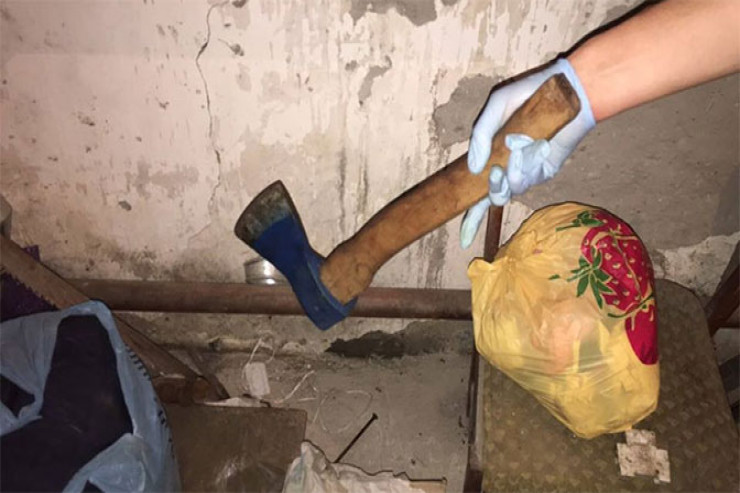 Dəhşətli cinayət:  Anası və sevgilisi öldürdü,  parçaladı və zibil kimi atdılar 