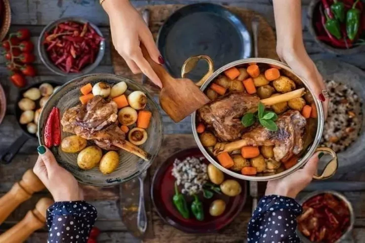 Bu gün nə bişirim deyənlərə günün MENYUSU 